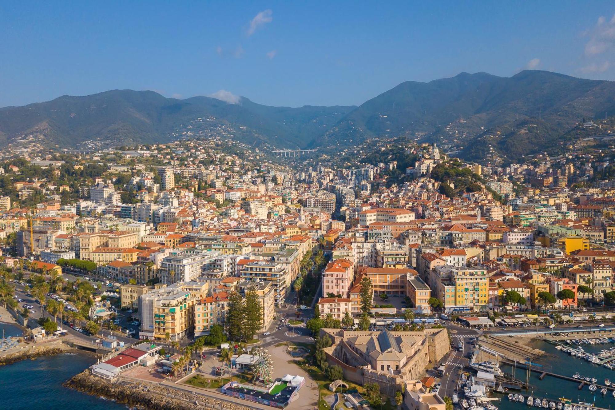 Seven Suites Apartments - Via Matteotti 178 Sanremo Dış mekan fotoğraf