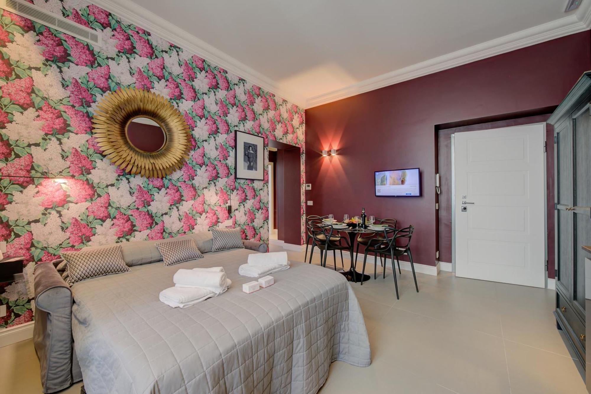 Seven Suites Apartments - Via Matteotti 178 Sanremo Dış mekan fotoğraf