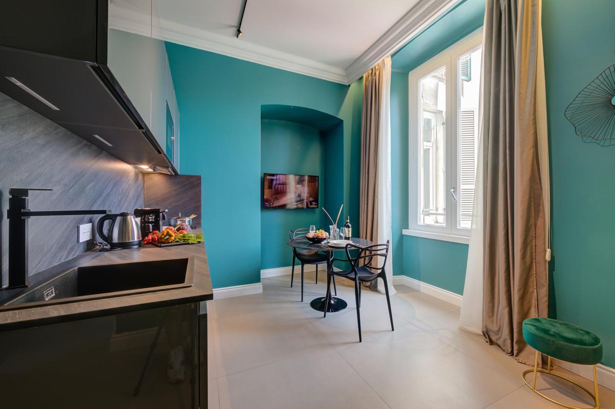 Seven Suites Apartments - Via Matteotti 178 Sanremo Dış mekan fotoğraf